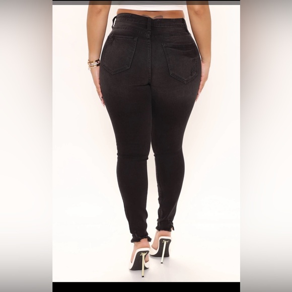 🖤here we go again distressed skinny jeans🖤 - Picture 12 of 13